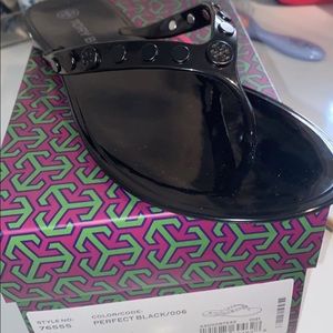 Brand new Tory Burch sandals 🖤